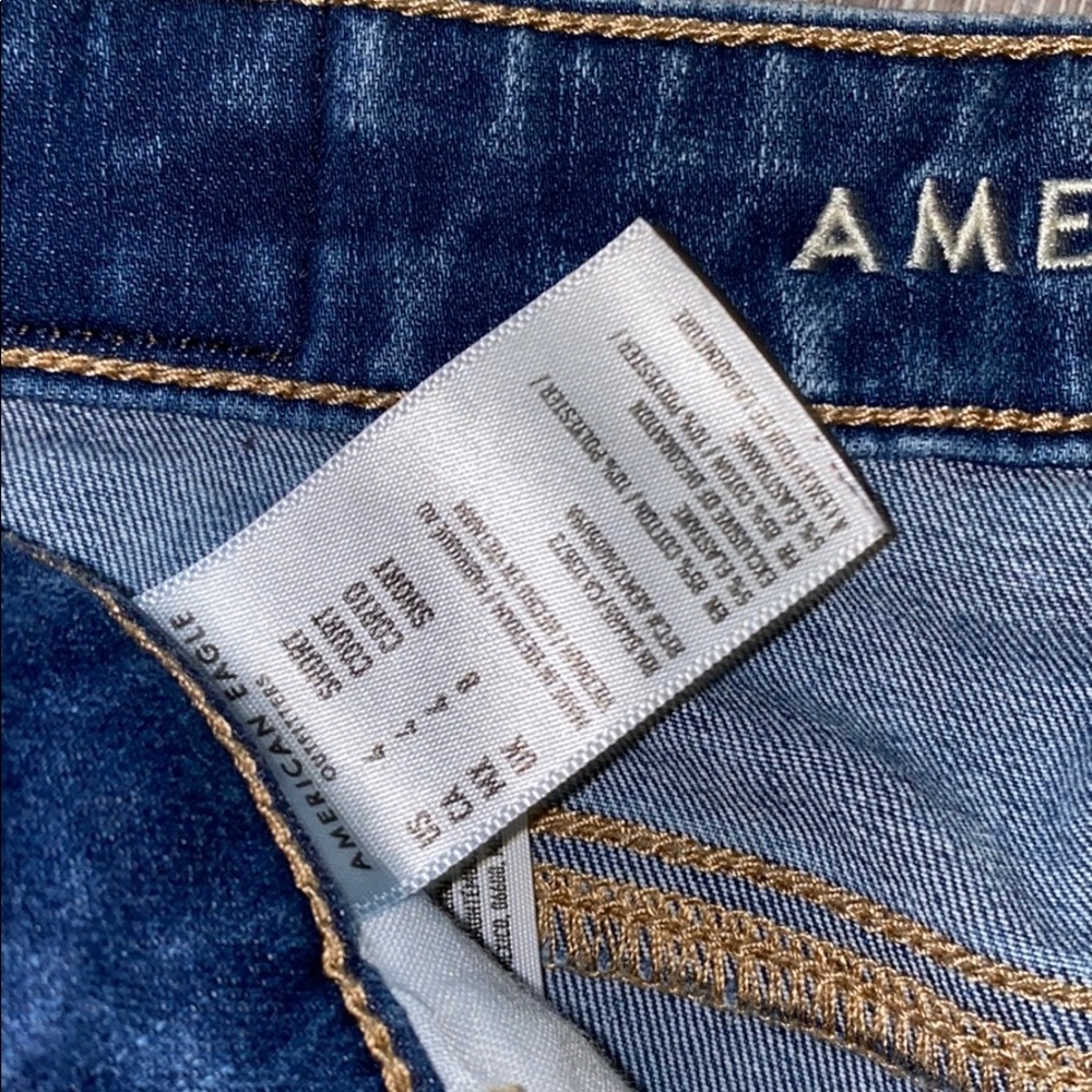 Jeans - Picture 2 of 3